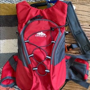 2 liter hydration pack never used